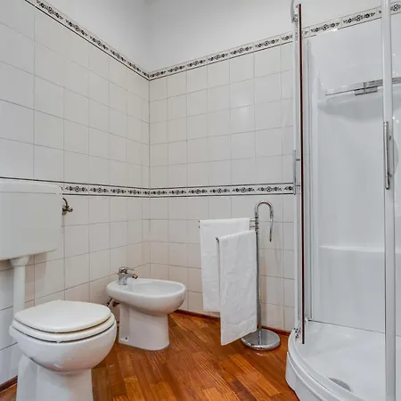 A Due Passi Dalla Pinacoteca Апартаменты Болонья