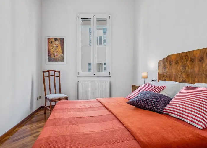 Guesthost - A Due Passi Dalla Pinacoteca *