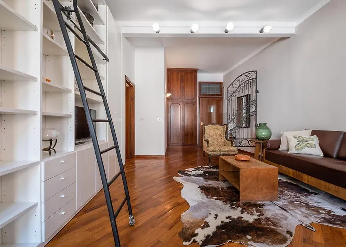 Διαμέρισμα Guesthost - A Due Passi Dalla Pinacoteca Μπολόνια