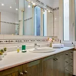 Apartament Guesthost - A Due Passi Dalla Pinacoteca Bolonia